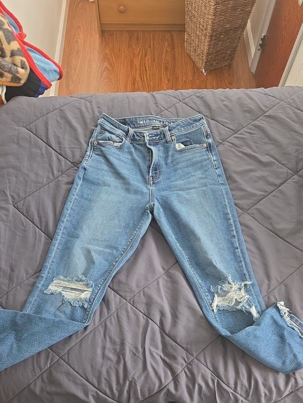 American Eagle Outfitters Light Blue Distressed Boyfriend Jeans